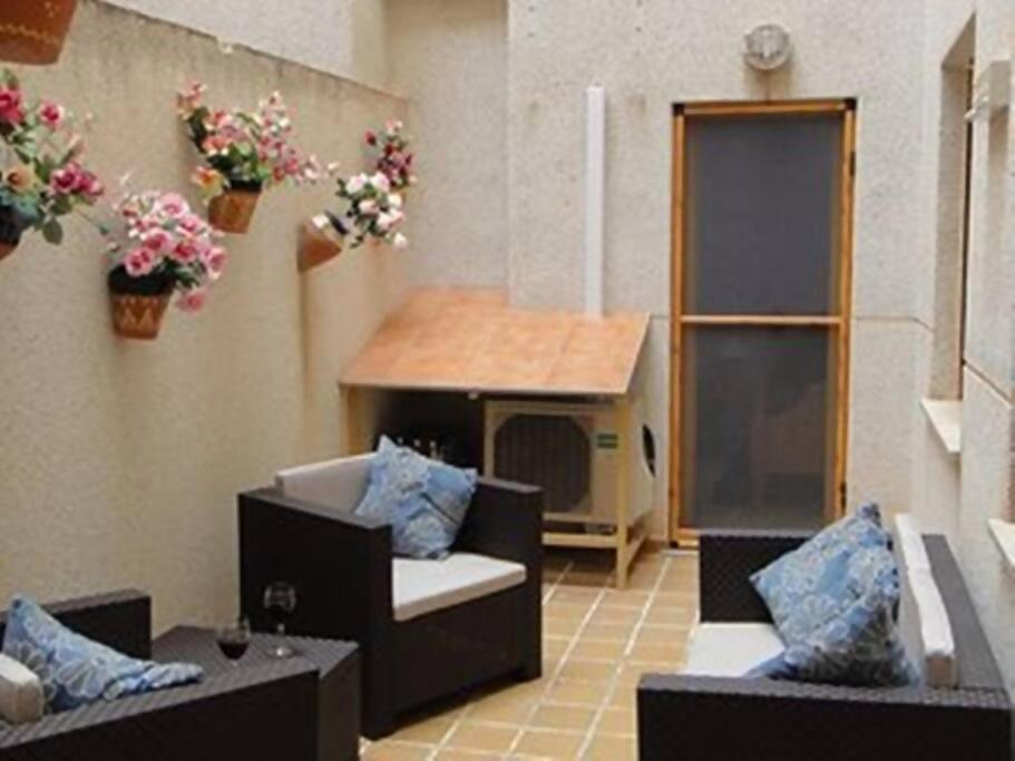 Beachside Apartment In The Centre Of El Campello Exterior photo