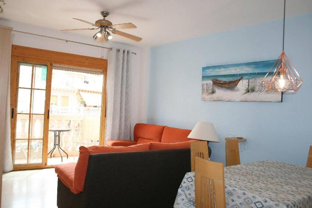 Beachside Apartment In The Centre Of El Campello Exterior photo